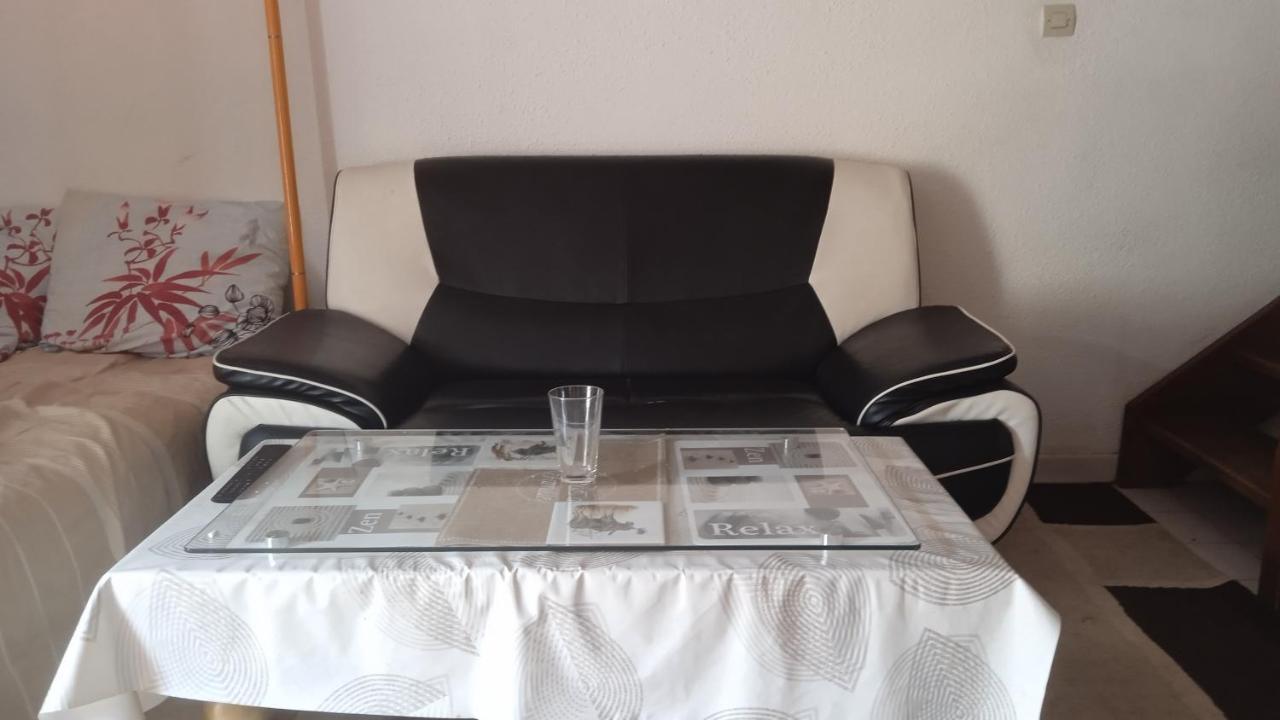 Chambre D'Hote Au Centre Ville Arles Zewnętrze zdjęcie